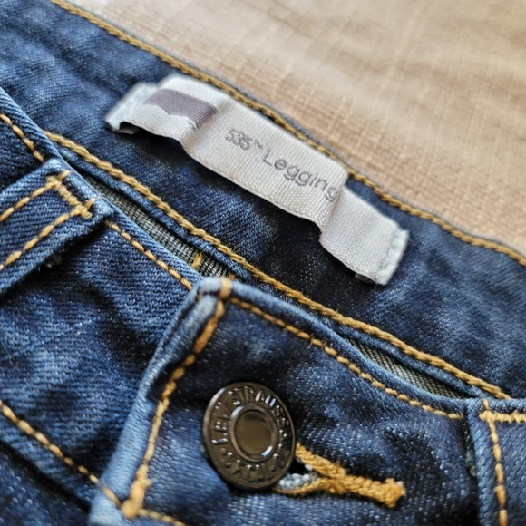 EUC Levi's Dark Wash 535's - Picture 5 of 7